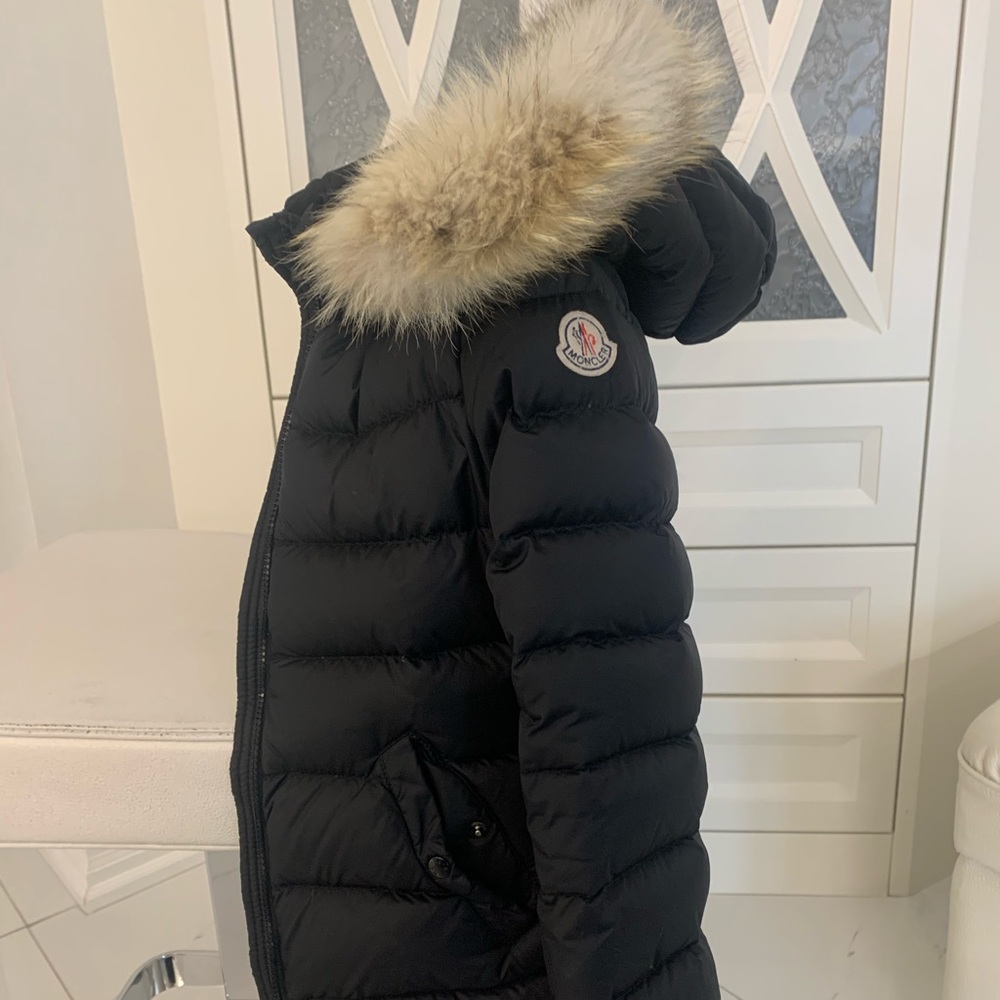 Girls Moncler down jacket with fur